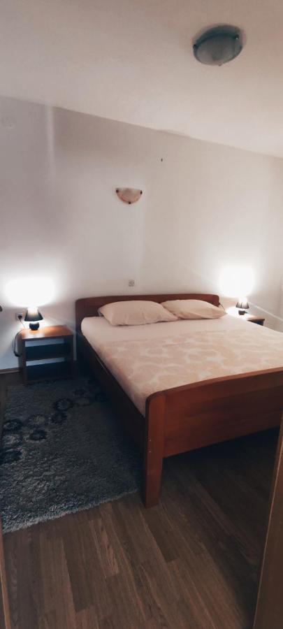 Apartmani Srsen Blace Exterior foto