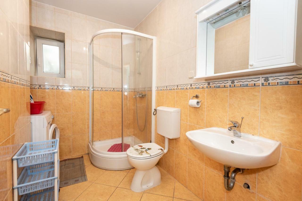 Apartmani Srsen Blace Exterior foto
